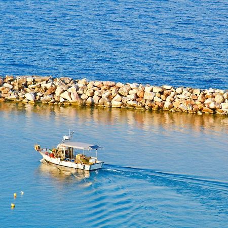 Sevasti Rafina Apartment Екстериор снимка