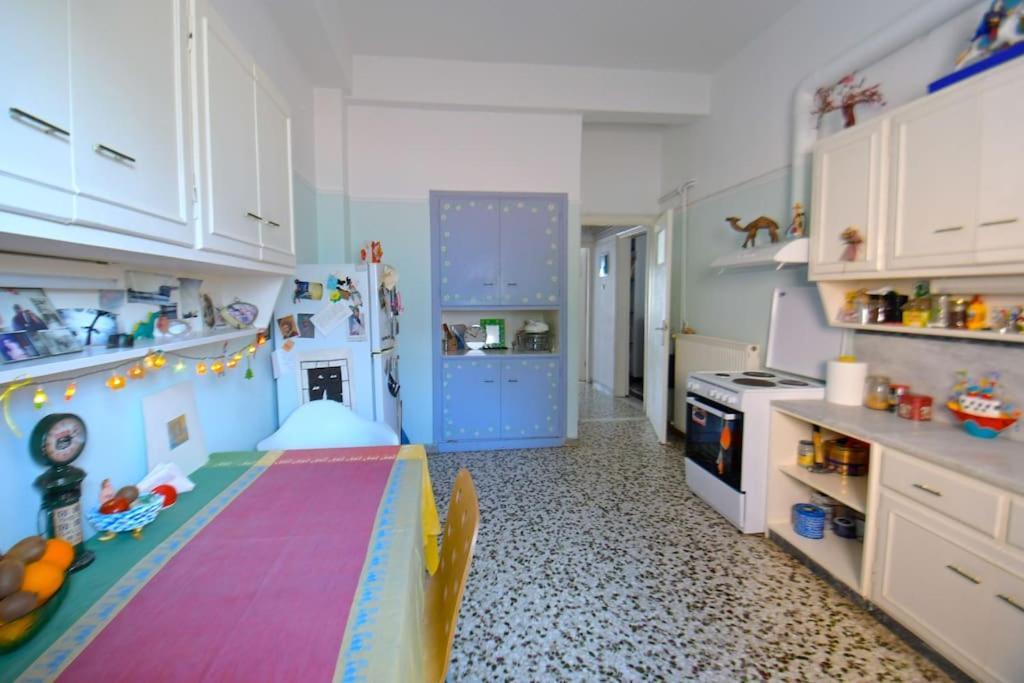 Sevasti Rafina Apartment Екстериор снимка