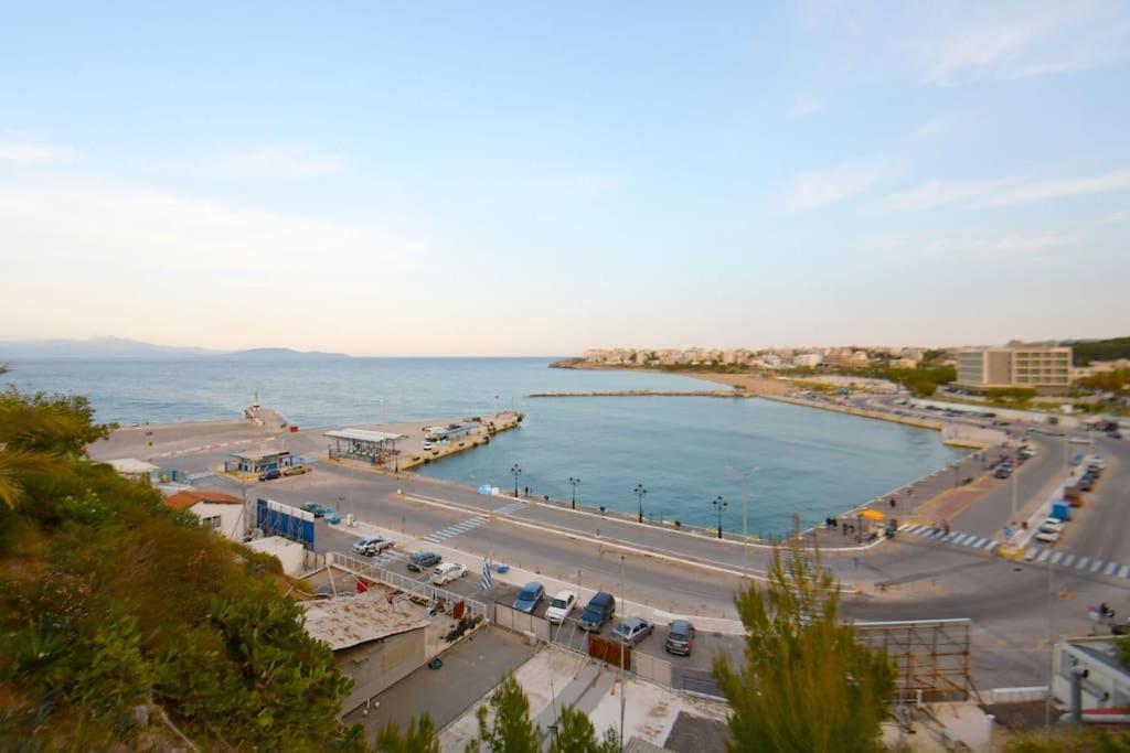 Sevasti Rafina Apartment Екстериор снимка